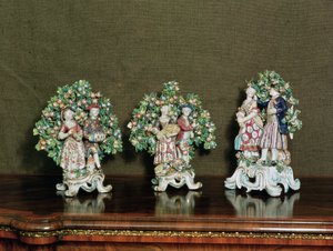 Posliinifiguureja, 1761 (keraamisia)